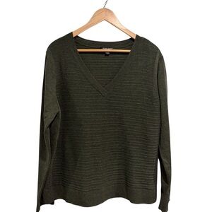 Hilary Radley Women’s Forest Green V-Neck Long Sleeve Knit Textured Sweater